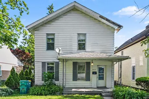 922 E Grove St, Mishawaka, IN 46545