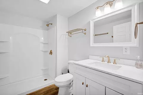 Bath - 305 Candlelight Ln, Oolitic, IN 47451 photo 5 of 5