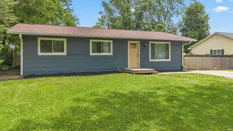521 S Village Dr, Bloomington, IN 47403