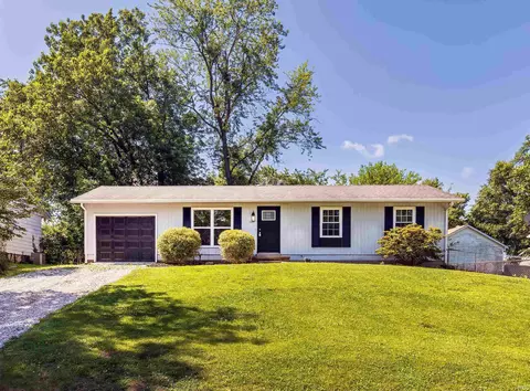 105 Carlisle Ct, Chandler, IN 47610