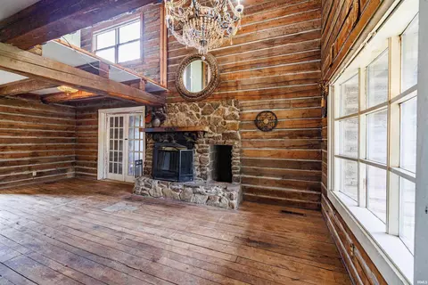 Living - 3757 E Stipp Rd, Bloomington, IN 47401 photo 1 of 2