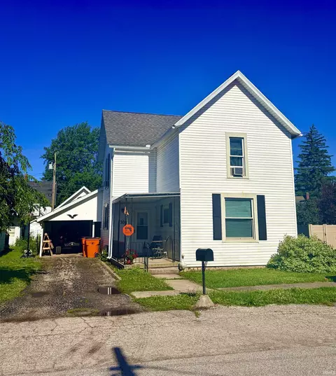 308 N Burke St, Wolcott, IN 47995