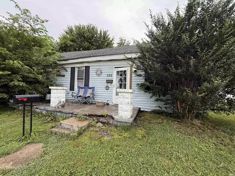 526 Emerson St, Princeton, IN 47670