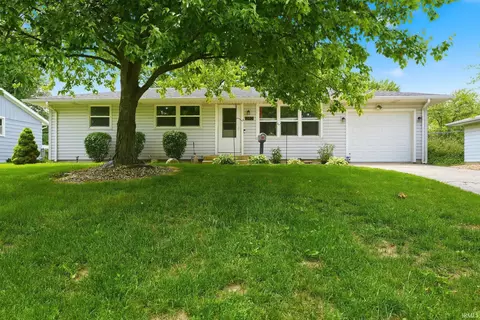 340 Tweedwood Dr, New Haven, IN 46774