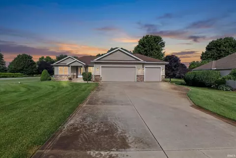 57481 Emerald Chase Ln, Goshen, IN 46528