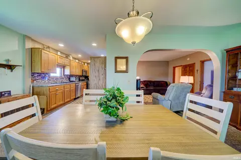 Dining - 1193 County Road 35, Waterloo, IN 46793 photo 3 of 4