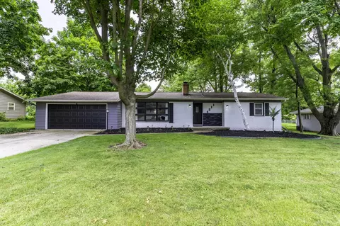 4211 Dalewood Dr, Fort Wayne, IN 46815