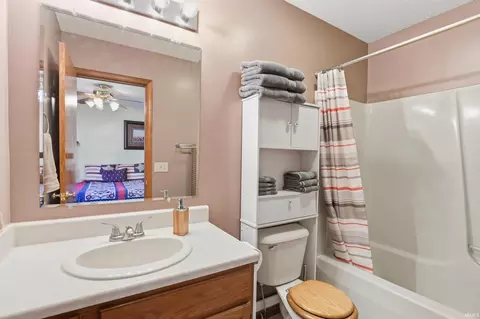 Bath - 370 Cobblers Way, Waterloo, IN 46793 photo 2 of 2