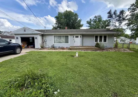 2313 Brookwood Dr, Logansport, IN 46947