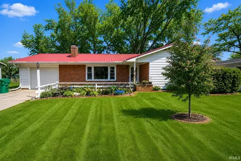 56642 County Road 13 Rd, Elkhart, IN 46516