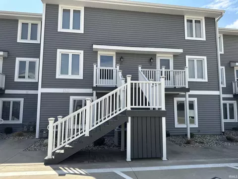 1725 Colonial Dr #22, Rochester, IN 46975