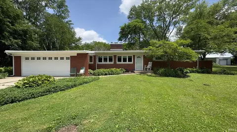 10898 Michigan Rd, Plymouth, IN 46563