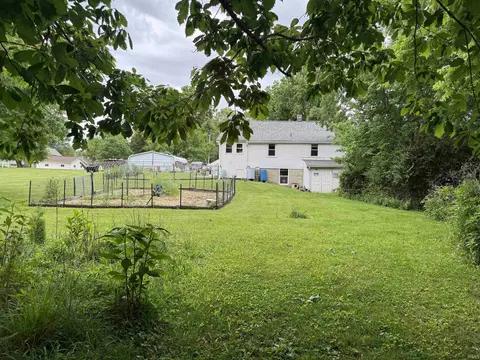 936 William St, Huntington, IN 46750