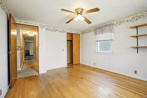 Bedroom - 900 E Wilson St, Bloomington, IN 47401 photo 5 of 9