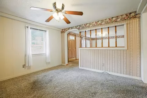 Living - 900 E Wilson St, Bloomington, IN 47401 photo 7 of 7