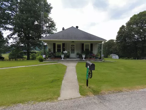 721 Ridge Rd, Williams, IN 47470