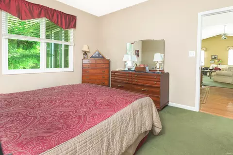 Bedroom - 9415 S Harbour Pointe Dr, Bloomington, IN 47401 photo 2 of 6