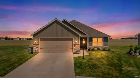 10432 Chesterhills Ct, New Haven, IN 46774