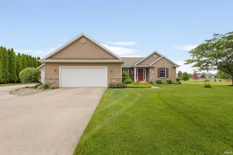 51238 Elm Rd, Granger, IN 46530