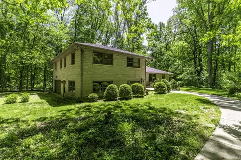 3409 Rosewood Dr, Fort Wayne, IN 46804