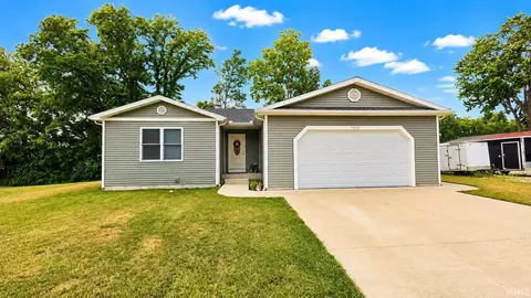 1010 Harrison St, Walkerton, IN 46574
