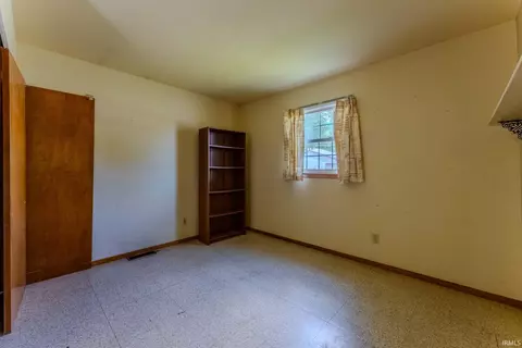 Bedroom - 1062 Alber St, Wabash, IN 46992 photo 2 of 8