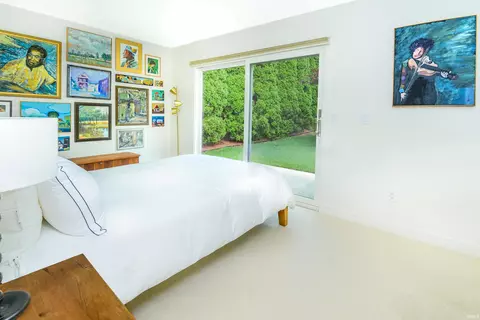 Bedroom - 325 E Clover Ln, Bloomington, IN 47408 photo 4 of 5