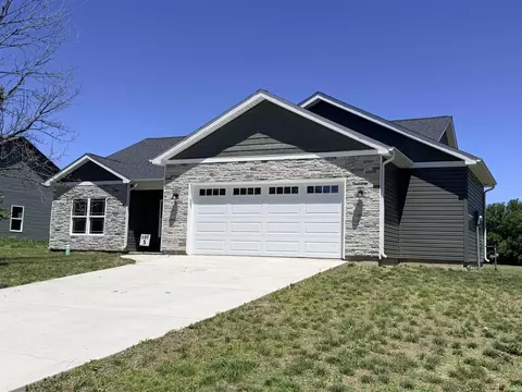 627 W 2nd St, Fowler, IN 47944