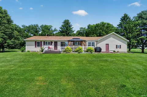 21660 Osborne Rd, Lakeville, IN 46536