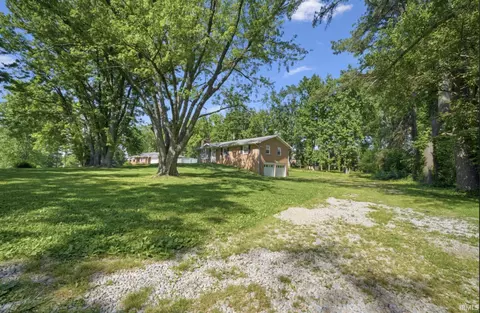 3300 Maple Ln, Newburgh, IN 47630