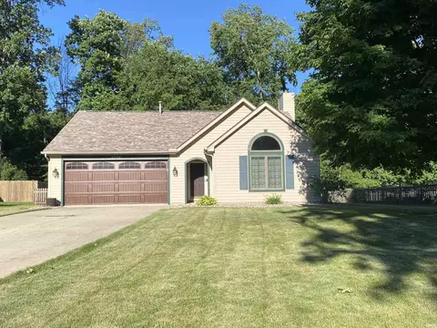 6224 Greenock Pl, Fort Wayne, IN 46835