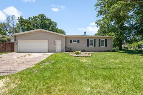 29766 Carolina Ave, Elkhart, IN 46516