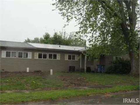 1412 Eglin Ave, Peru, IN 46970