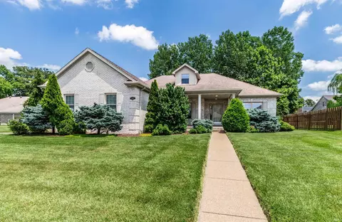 4630 Fieldcrest Pl, Newburgh, IN 47630