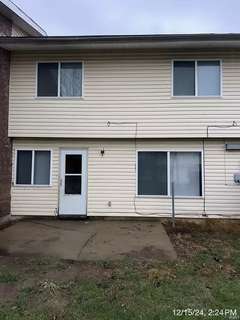 38032 Dow Ct, Peru, IN 46970
