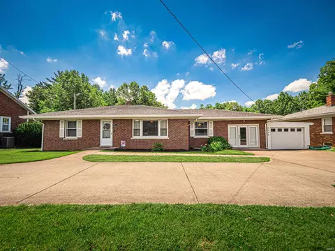 2530 Harmony Way, Evansville, IN 47720