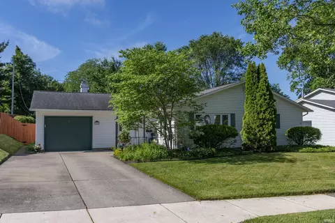 1936 Piedmont Way, South Bend, IN 46614