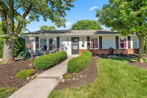 6140 Seabree Ln, Fort Wayne, IN 46835