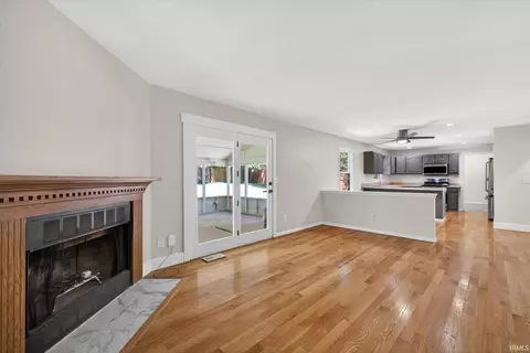 Living - 4307 E Cricket Knl, Bloomington, IN 47401 photo 7 of 7