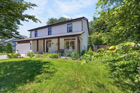 Exterior - 4307 E Cricket Knl, Bloomington, IN 47401 photo 2 of 11