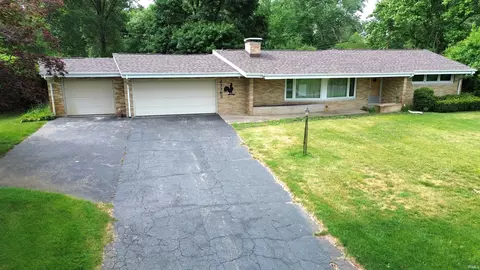 23363 Circle Ln, Elkhart, IN 46514