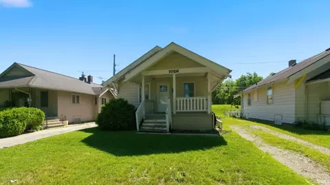 1026 Pemberton Dr, Fort Wayne, IN 46805