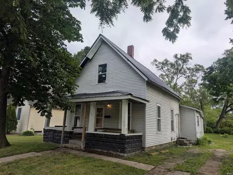 1028 W Garfield Ave, Elkhart, IN 46516