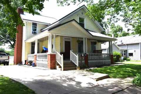 321 N Whitlock St, Bremen, IN 46506