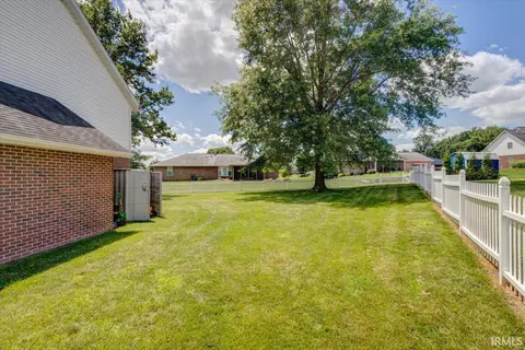 Exterior - 165 Robin Ct, Jasper, IN 47546 photo 7 of 8