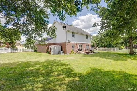 Exterior - 165 Robin Ct, Jasper, IN 47546 photo 3 of 8