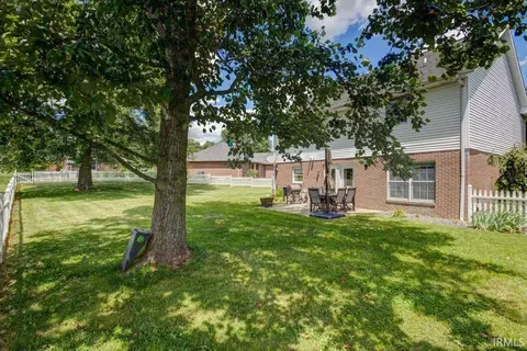 Exterior - 165 Robin Ct, Jasper, IN 47546 photo 6 of 8