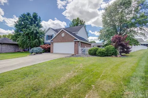 Exterior - 165 Robin Ct, Jasper, IN 47546 photo 2 of 8