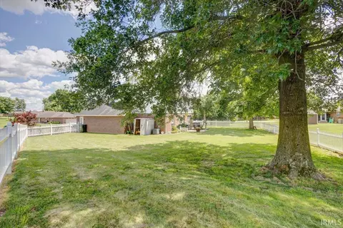 Exterior - 165 Robin Ct, Jasper, IN 47546 photo 4 of 8