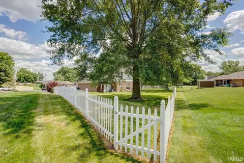 Exterior - 165 Robin Ct, Jasper, IN 47546 photo 8 of 8